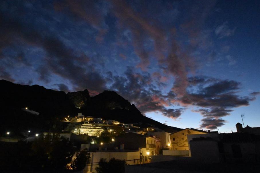 Lucainena de las Torres Hotel Montesion Luz Del Desierto מראה חיצוני תמונה